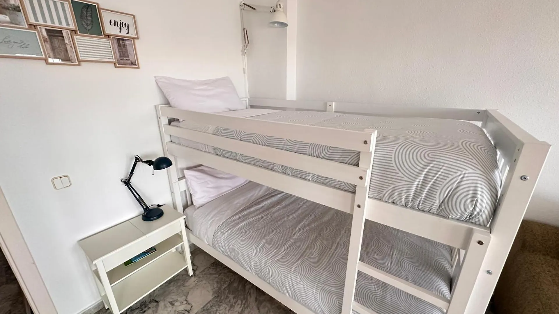 Nuestro Atico Con Vistas Al Mar Terraza, Piscina Y Parking Apartment Malaga